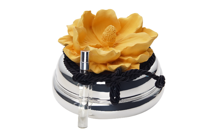 Kokulu Sarı Çiçek Kapaklı Gümüş Mum ( M )